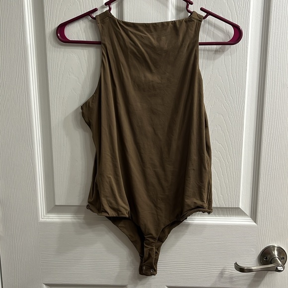 SKIMS bodysuit - Picture 3 of 3